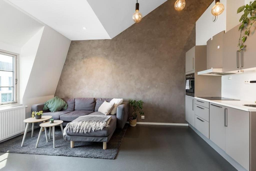 Appartement 1-Roms Toppleilighet Pa Tangen/Bystranda à Kristiansand Extérieur photo